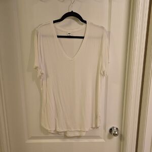 Old Navy Cream Fitted Short Sleeve Tee